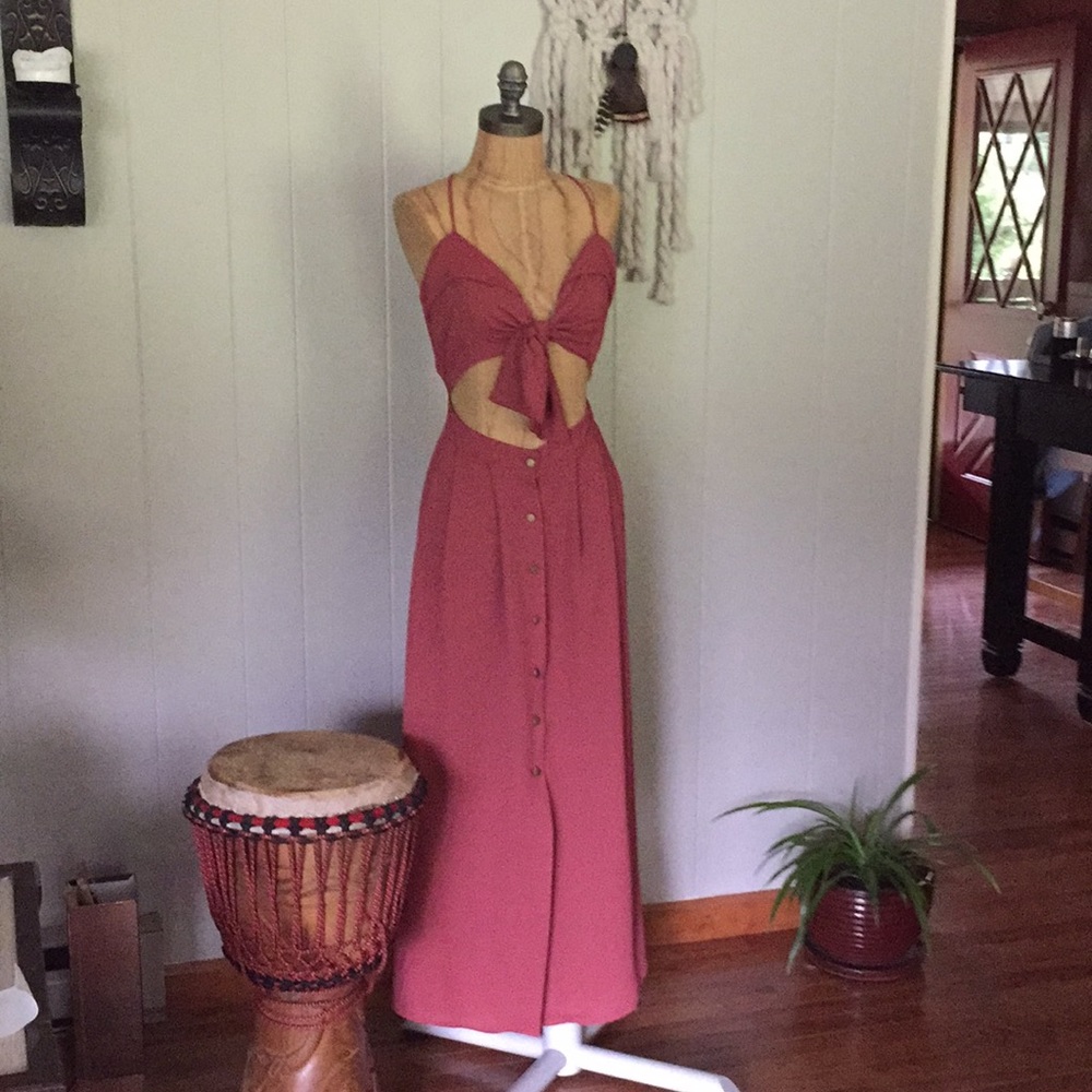 Summer Dress  //  Cut Out